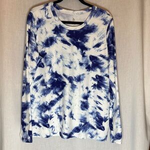 LuLaRoe Rise Limitless Blue and White Top